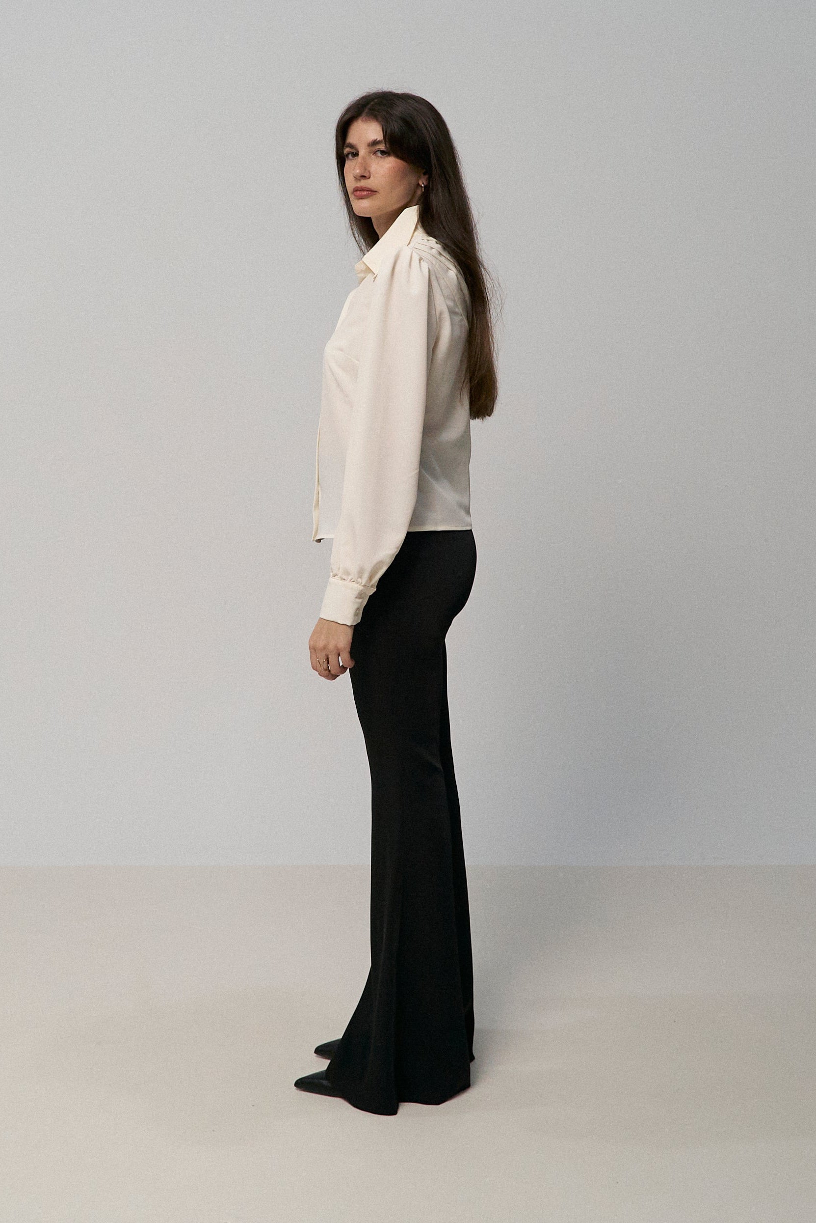 Camisa Contemporánea