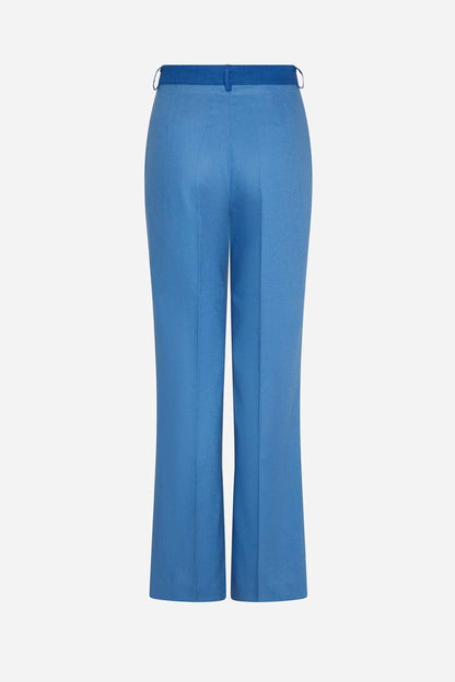 Lin Blue