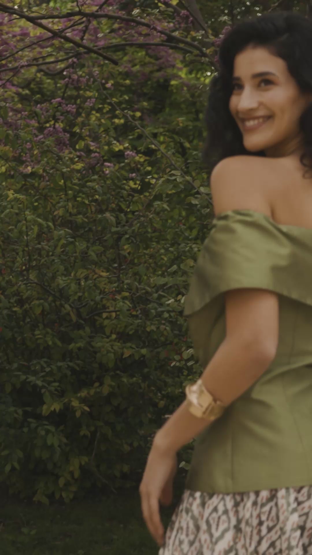 Falda midi estampada verde invitada mujer | Falda Camelia